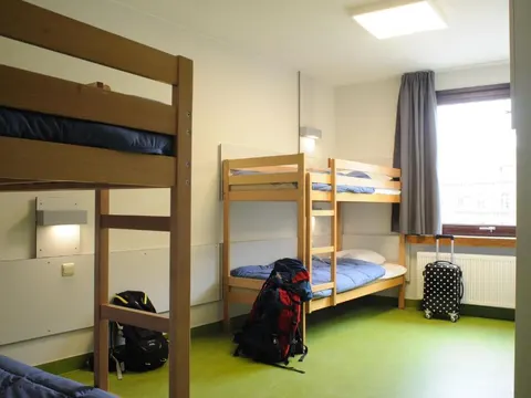 Kamer met stapelbedden van Hostel Bruegel, Brussel