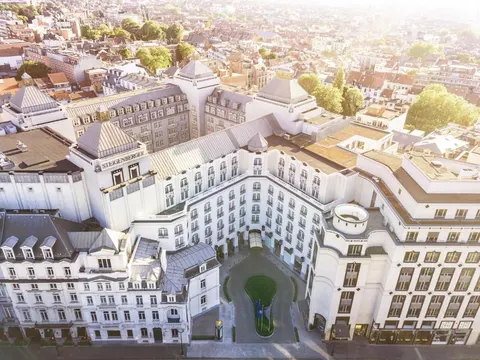 Luchtfoto van het Steigenberger Icon Wiltcher's aan de Avenue Louise, Brussel